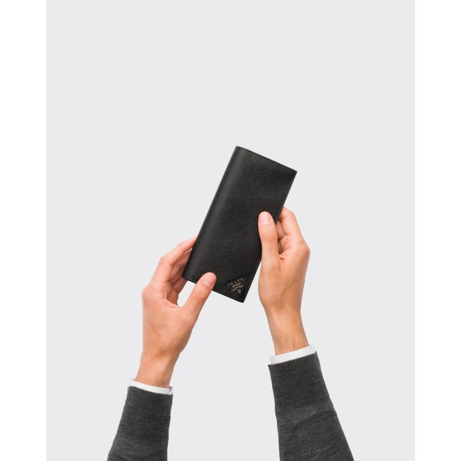 プラダ PRADA 2026春夏 メンズ サフィアーノレザー財布【ブラック 】【送料無料】【正規品】の画像
