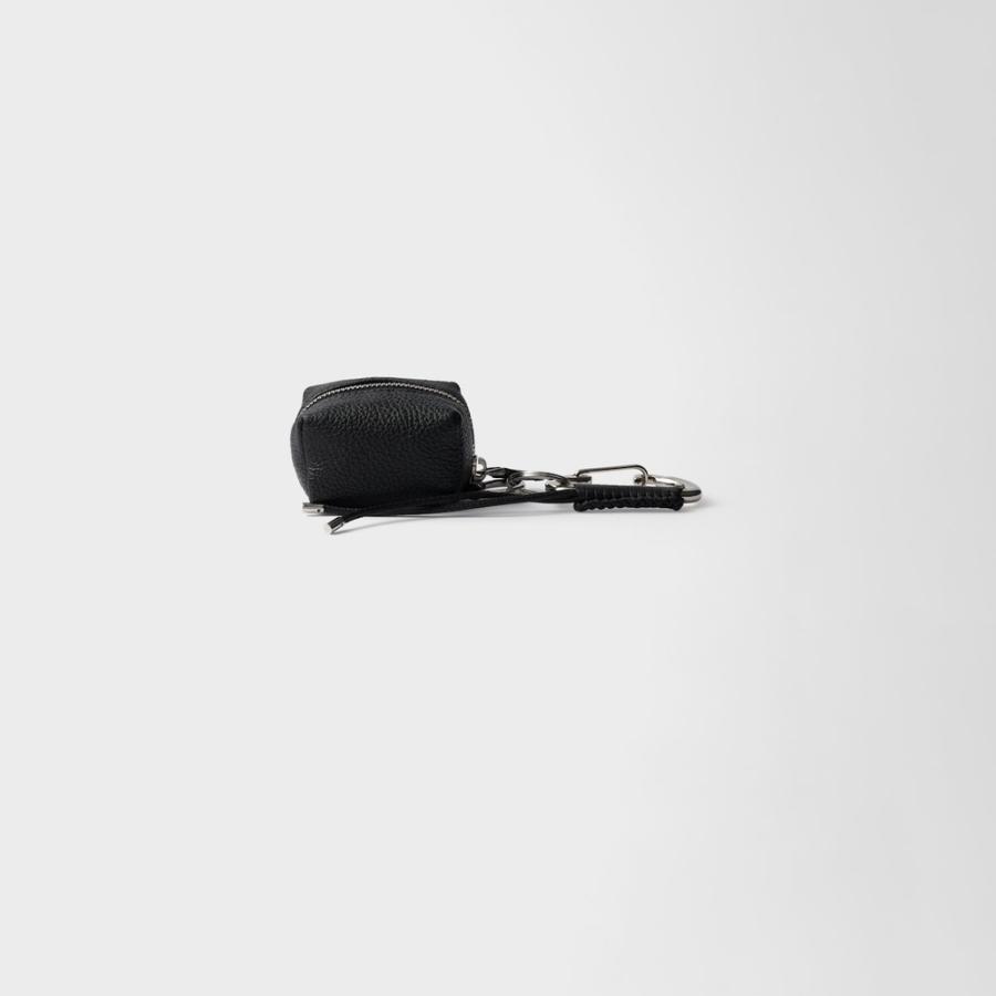 プラダ PRADA 2026春夏 メンズ レザー バッグ チャーム【ブラック 】【送料無料】【正規品】の画像