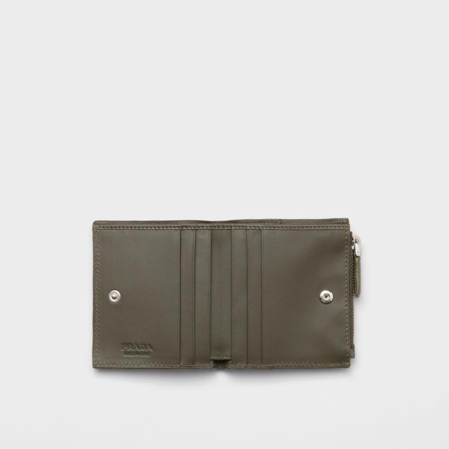 プラダ PRADA 2026春夏 メンズ ヴィッテロダイノレザー 財布【ローデングリーン 】【送料無料】【正規品】の画像