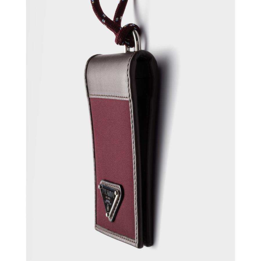 プラダ PRADA 2026春夏 メンズ スピードロック Re-Nylon レザー カードケース ストラップ付【バーガンディ 】【送料無料】【正規品】の画像