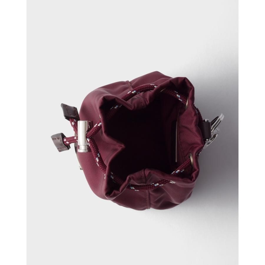 プラダ PRADA 2026春夏 メンズ スピードロック Re-Nylon キーリング チャーム【バーガンディ 】【送料無料】【正規品】の画像