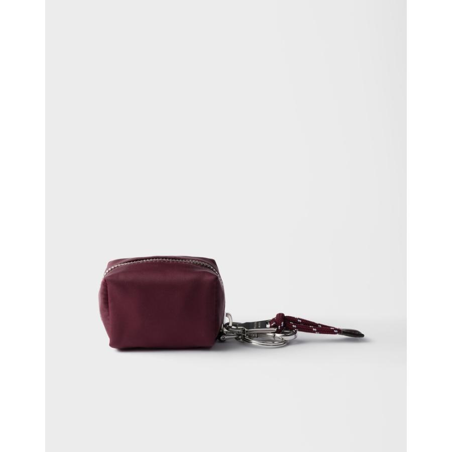 プラダ PRADA 2026春夏 メンズ スピードロック Re-Nylon キーリング チャーム【バーガンディ 】【送料無料】【正規品】の画像