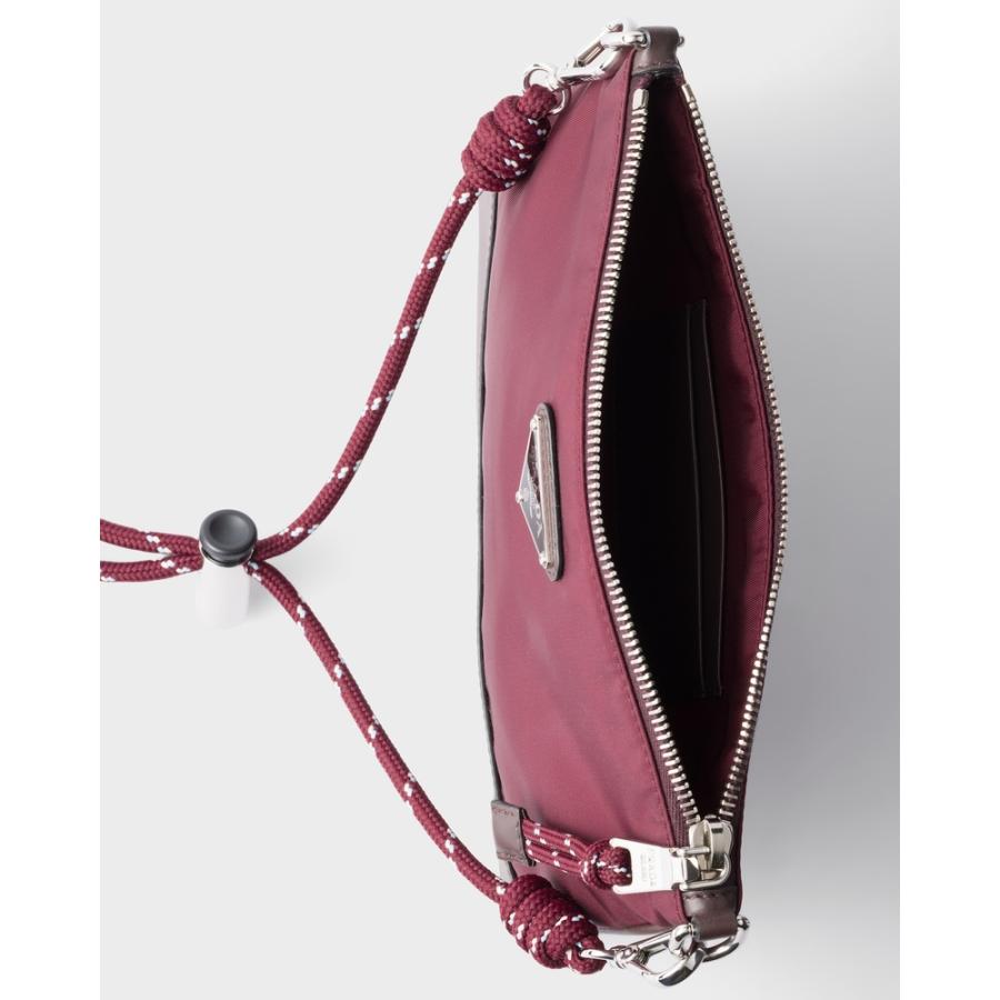 プラダ PRADA 2026春夏 メンズ スピードロック Re-Nylon スマートフォンケース【バーガンディ 】【送料無料】【正規品】の画像