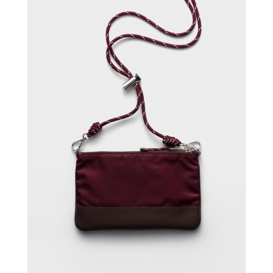 プラダ PRADA 2026春夏 メンズ スピードロック Re-Nylon スマートフォンケース【バーガンディ 】【送料無料】【正規品】の画像