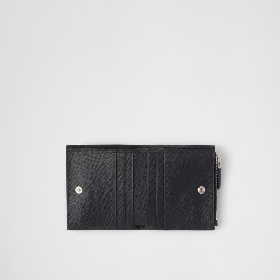 プラダ PRADA 2026春夏 メンズ サフィアーノトライアングル 財布【ブラック 】【送料無料】【正規品】の画像
