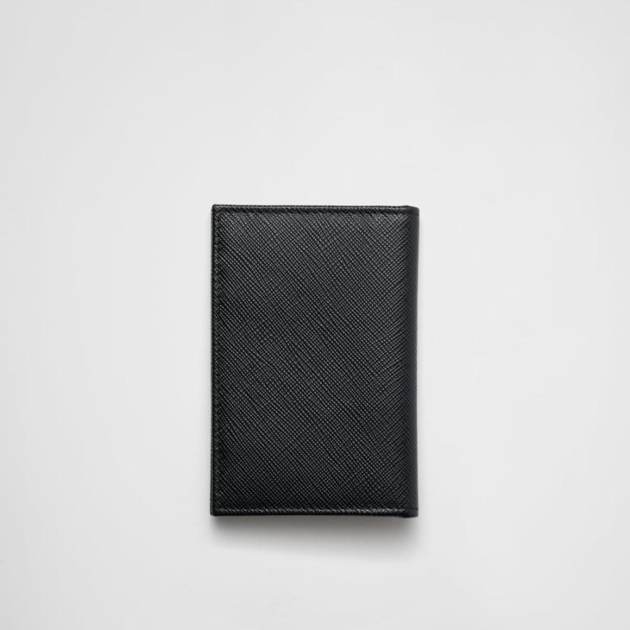 プラダ PRADA 2026春夏 メンズ サフィアーノトライアングル カードホルダー【ブラック 】【送料無料】【正規品】の画像
