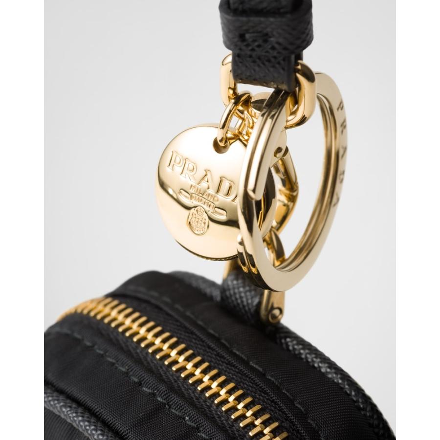 プラダ PRADA 2026春夏 レディース キーチェーン付 プラダ Re-Edition 1978 Re-Nylon ミニポーチ1TT200_2DMK_F0632【ブラック 】【送料無料】【正規品】の画像