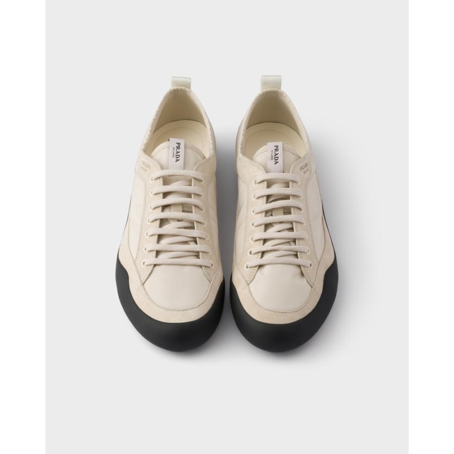 プラダ PRADA 2026春夏 メンズ スピードロック Re-Nylon スエード スニーカー【アイボリー 】【送料無料】【正規品】の画像