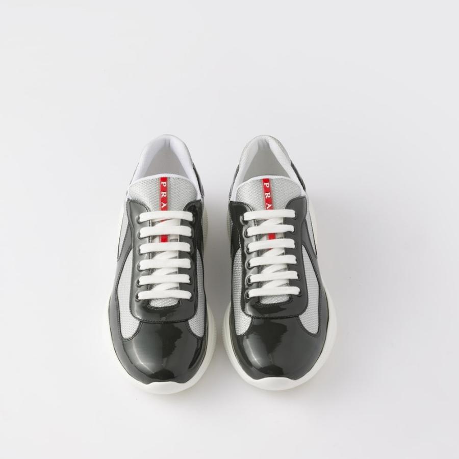 プラダ PRADA 2026春夏 メンズ アメリカズカップ パテントレザーxテクニカルファブリック スニーカー【グレー/シルバー 】【送料無料】【正規品】の画像