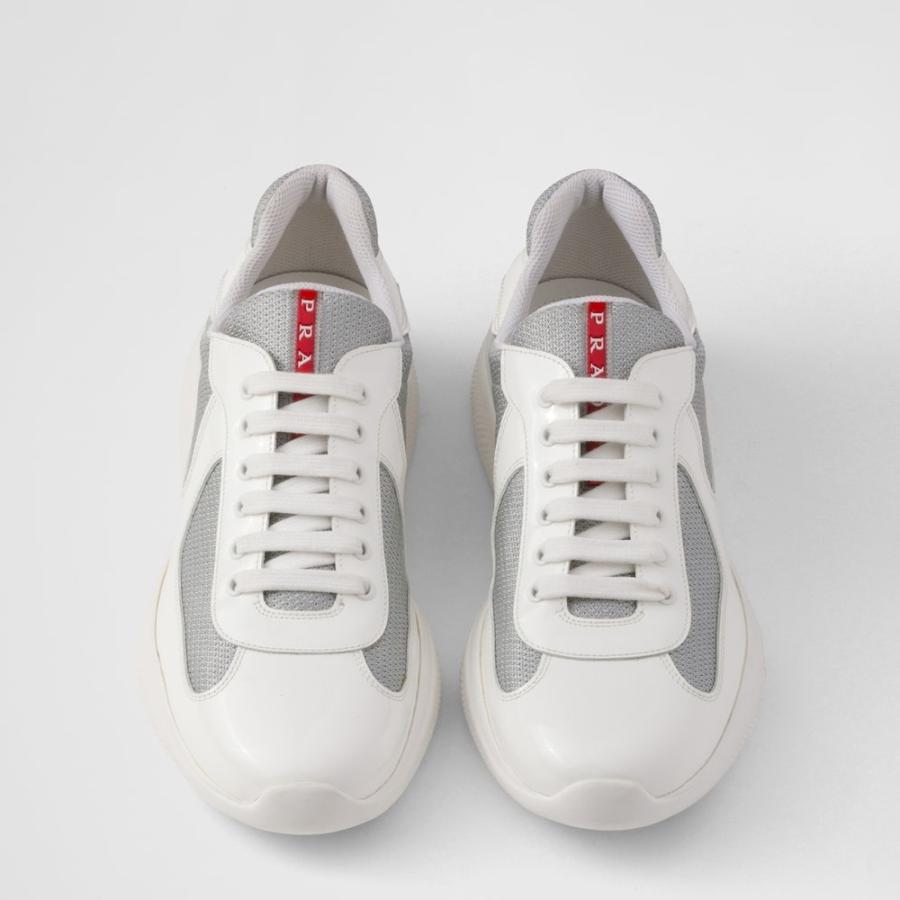 プラダ PRADA 2026春夏 メンズ アメリカズカップ パテントレザーxテクニカルファブリック スニーカー【ホワイト/シルバー 】【送料無料】【正規品】の画像