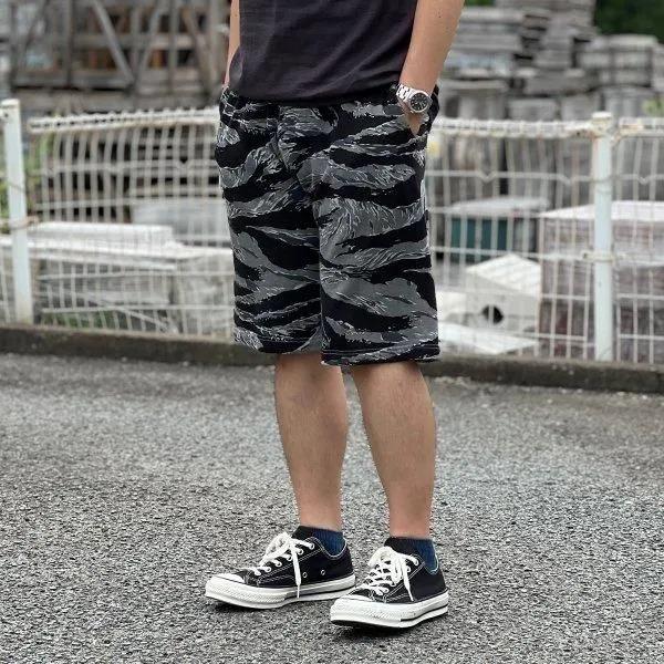 CUSHMAN（クッシュマン） 26895 CAMO MINI PILE SWEAT SHORTS タイガー