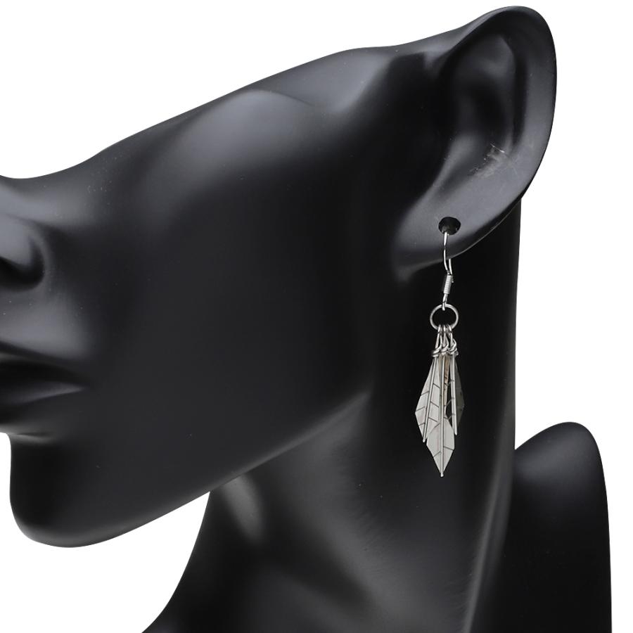 シルバーピアス インディアンジュエリー フェザー 左右セット フックピアス ユニセックス シルバー アクセサリー メンズ u0012の画像