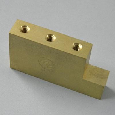 Montreux (モントルー)   Floyd Rose Original Block Fat 32mm L shaped (商品番号 : 9434) トレモロブロック