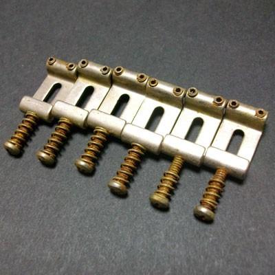 (メール便発送可)   Montreux (モントルー)  Strat inch saddle set relic (商品番号 : 1482) サドル (受注生産品)