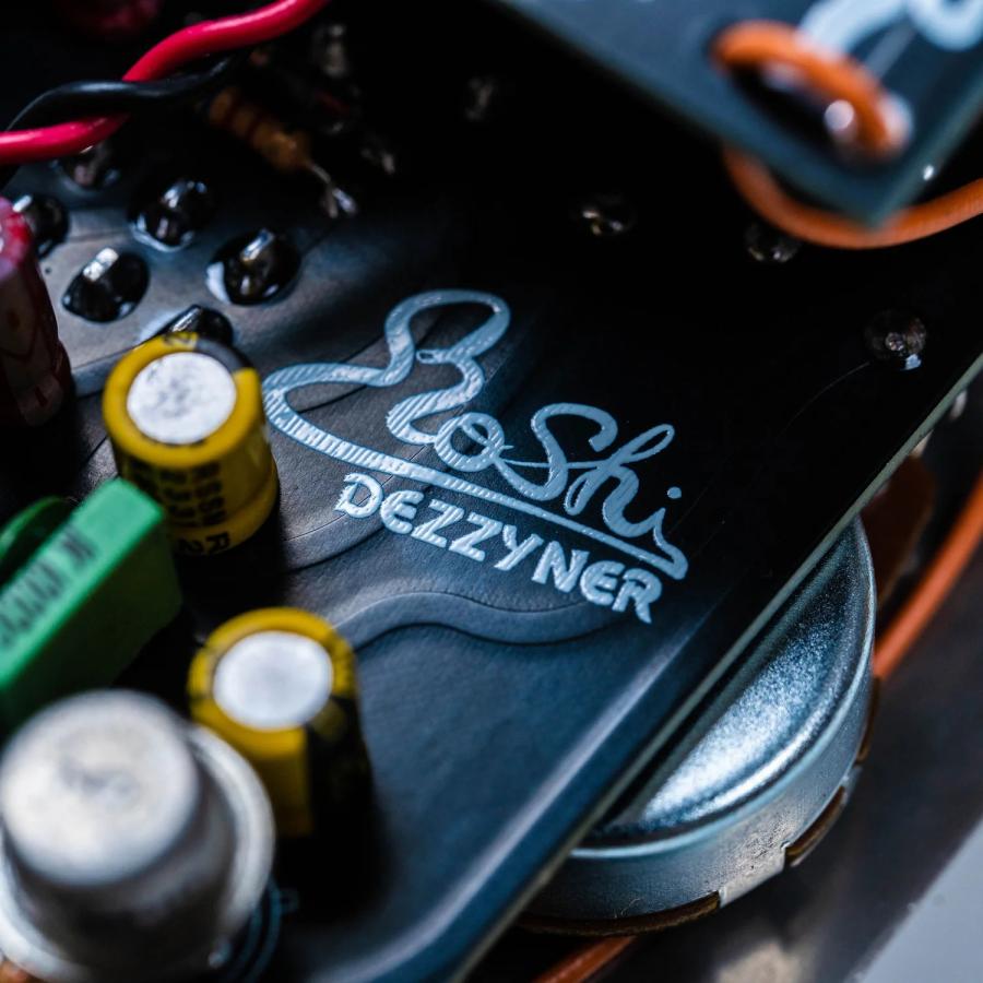 即納可能&送料無料) RoShi Pedals DEZZYNER result エフェクター