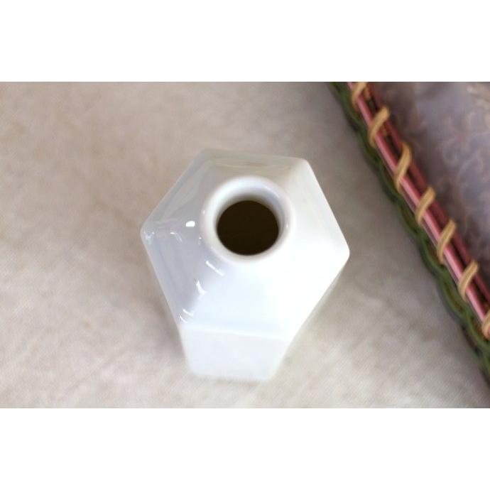 極上1級品 Meissen 六角花瓶 花器 六角ベース ペインターサイン入り 極上1級品 Meissen 六角花瓶 花器 六角ベース ペインターサイン