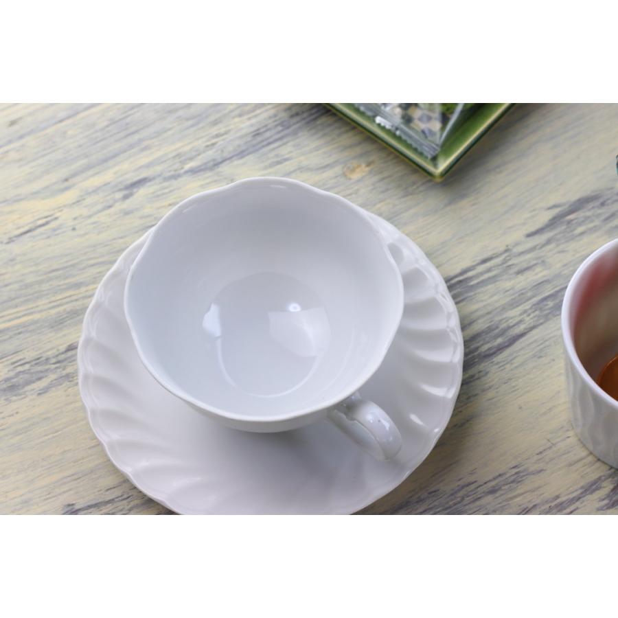 レトロ感のあるカップ＆ソーサー 210ml 日本製 美濃焼 碗皿 皿付き