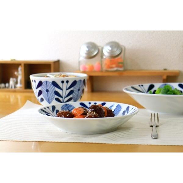 オーランド プレート18cm 国産 美濃焼 透明感のある白磁に 北欧風