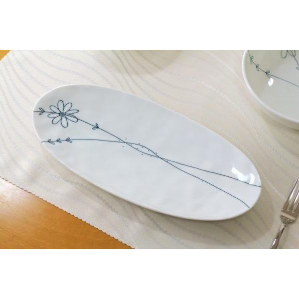 フラワーライン 26.5cm楕円皿 国産 美濃焼 料理が映える素敵な花模様