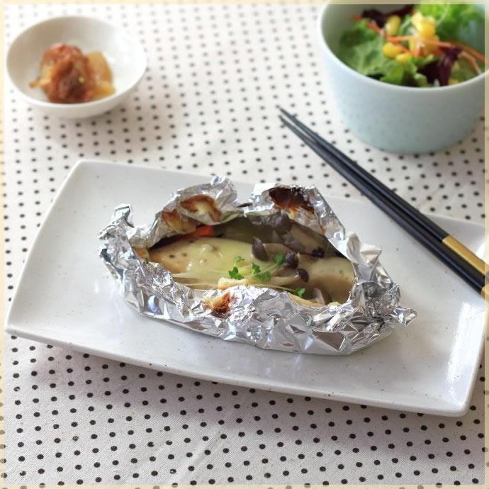 焼物皿23.5cm 粉引 国産 美濃焼 居酒屋風焼き鳥皿です 角皿 串焼き 