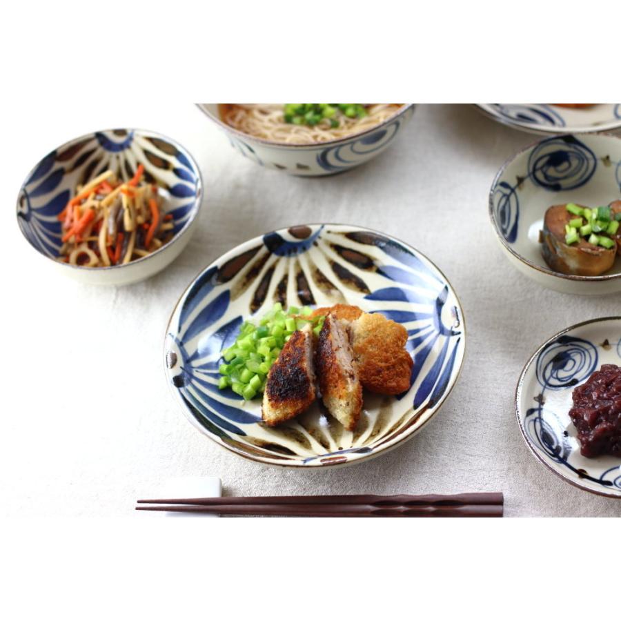 民彩はな絵 中皿 cm 日本製 美濃焼 渦型60皿 大皿 プレート パスタ 深め オムライス ハンバーグ ロールキャベツ 朝食 ワンプレート Da 00 セラポッケ かわいい陶器のお店 通販 Yahoo ショッピング