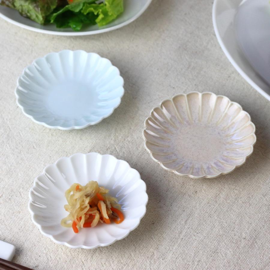菊花和膳 小皿 9.5cm 日本製 美濃焼 醤油皿 漬物皿 丸皿 タレ皿 菊花和膳 小皿 9.5cm 日本製 美濃焼 醤油皿 漬物皿 丸皿 タレ皿