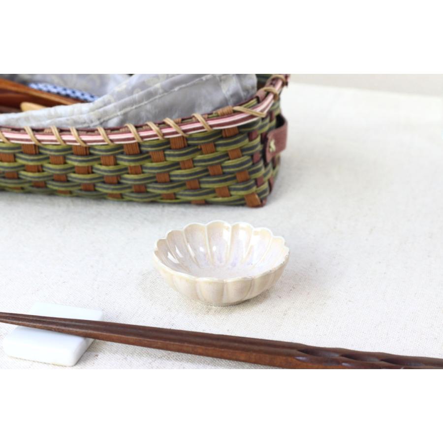 菊花和膳 豆鉢 7cm 日本製 美濃焼 小鉢 小分け鉢 小付け 小器 小椀