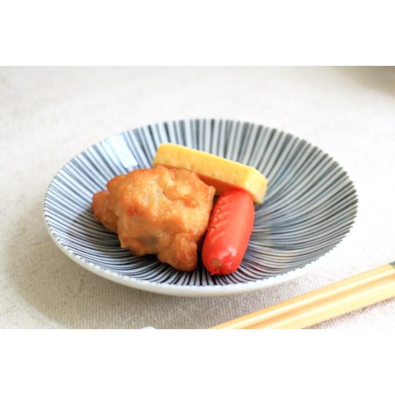 黒十草 3.8寸小皿 国産 美濃焼 平型3.8皿 和皿 丸皿 豆皿 小さい 黒十草 3.8寸小皿 国産 美濃焼 平型3.8皿 和皿 丸皿 豆皿 小さい