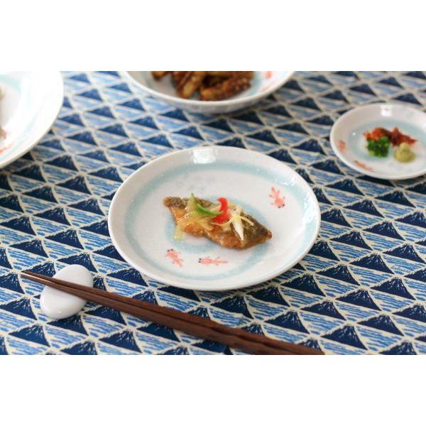 金魚 5寸取り皿 国産 美濃焼 愛らしい夏の器です 取り分け皿 中皿