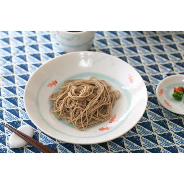 金魚 7寸麺鉢 国産 美濃焼 愛らしい夏の器です パスタ鉢 中鉢 カレー皿