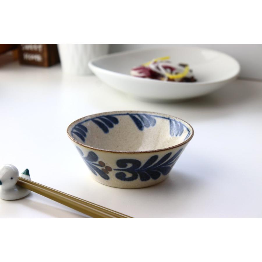 お値下げ　沖縄　やちむん焼　グルクン小鉢　4個セット 沖縄 やちむん焼 グルクン小鉢 4個セット