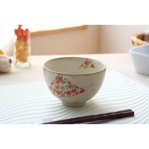 花ちらしお茶漬け碗 国産 美濃焼 ご飯茶碗よりちょっと大きい茶碗 丼