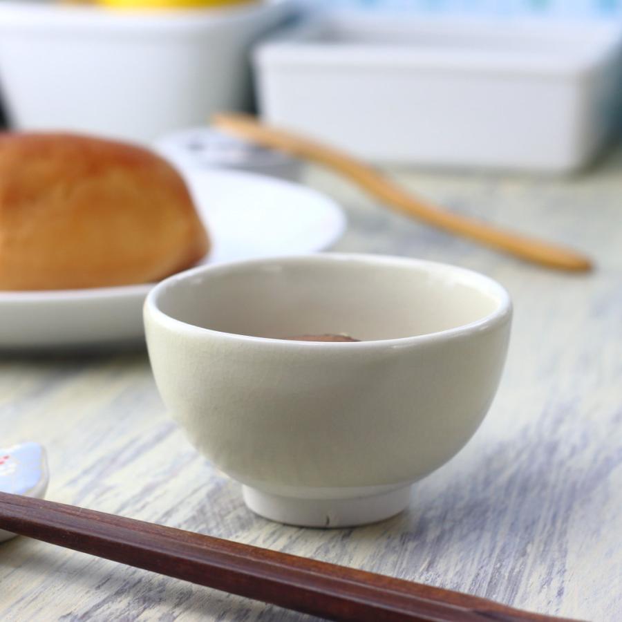 貫入の珍味一服碗 8cm 日本製 美濃焼 小鉢 小分け鉢 小付け 小器 小椀