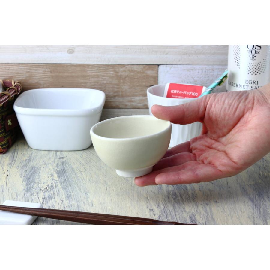 貫入の珍味一服碗 8cm 日本製 美濃焼 小鉢 小分け鉢 小付け 小器 小椀