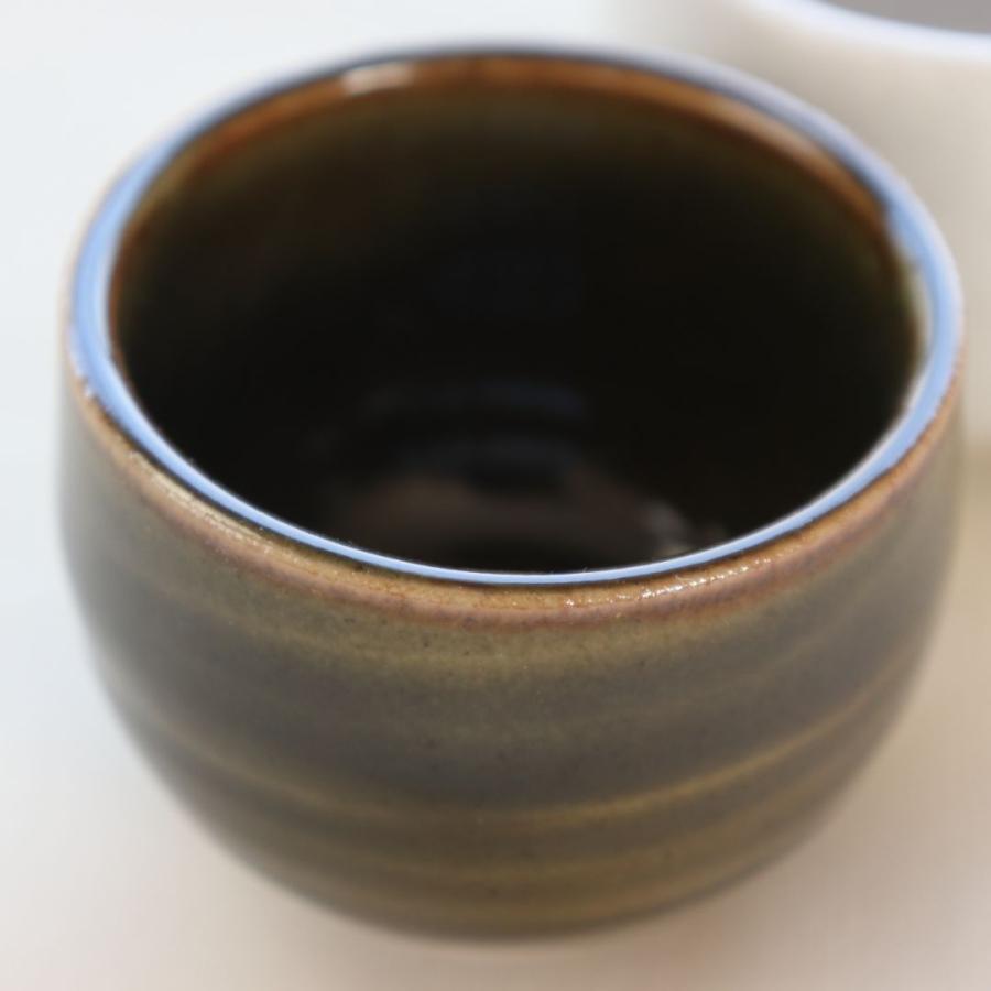 梅の花一口ぐい呑 日本製 美濃焼 ぐいのみ ぐい呑み ぐい呑 利き酒盃
