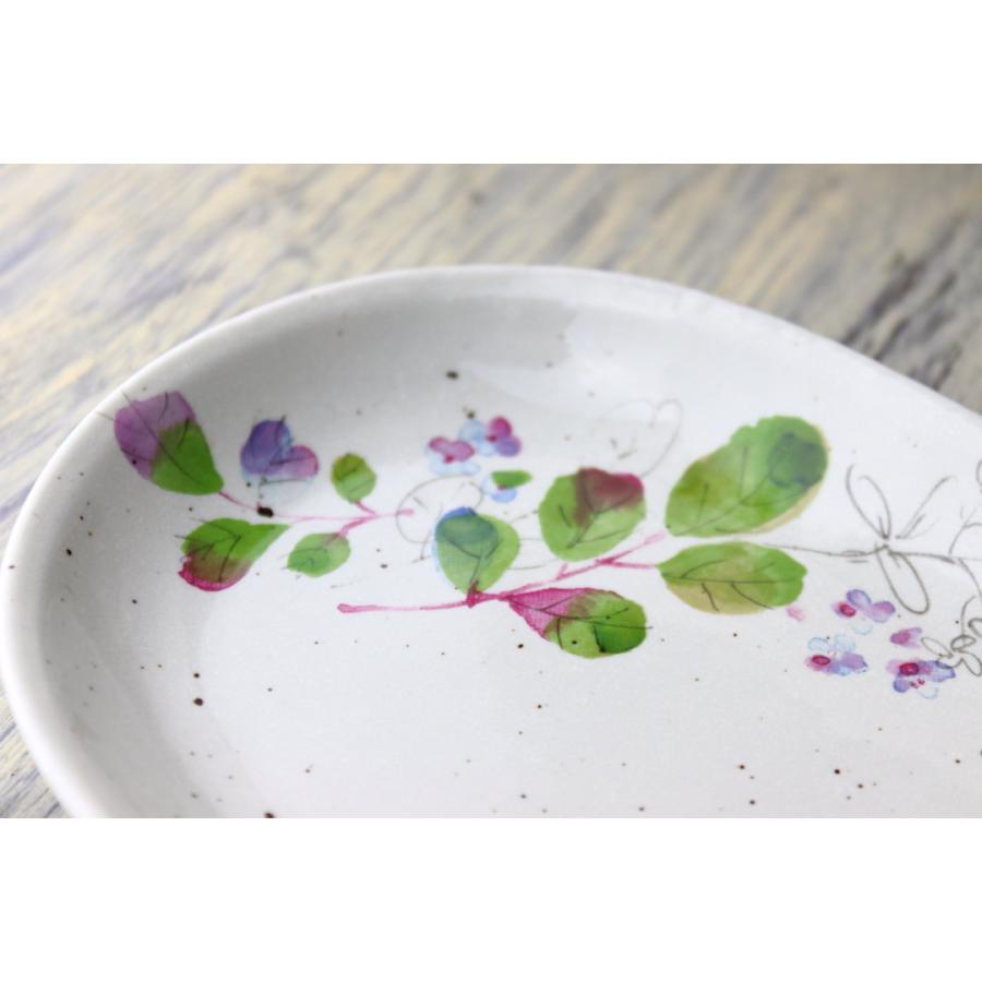 若葉花絵 楕円プレート 18.5cm 日本製 美濃焼 小皿 中皿 和皿 丸皿 豆