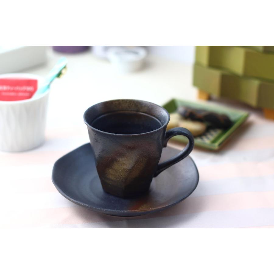 ホットコーヒーと相性の良い喜志カップ＆ソーサー 黒 日本製 美濃焼