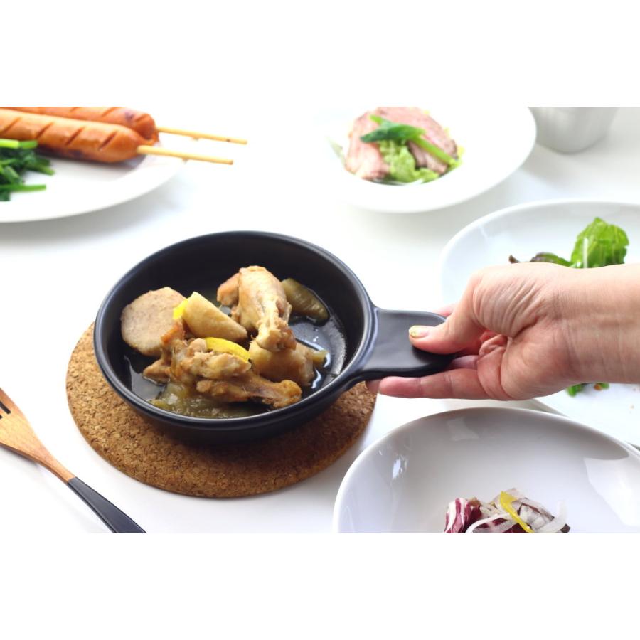 ボタン柄の皿 波佐見焼｜ちょこさいシリーズ【natural69】公式オンラインショップ