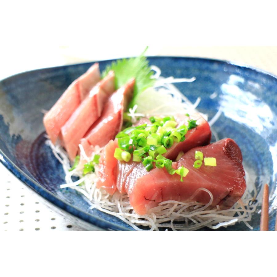 白結晶と窯変紺 たわみパスタ鉢 21.5cm 美濃取寄 日本製 美濃焼 白結晶と窯変紺 たわみパスタ鉢 21.5cm 美濃取寄 日本製 美濃焼