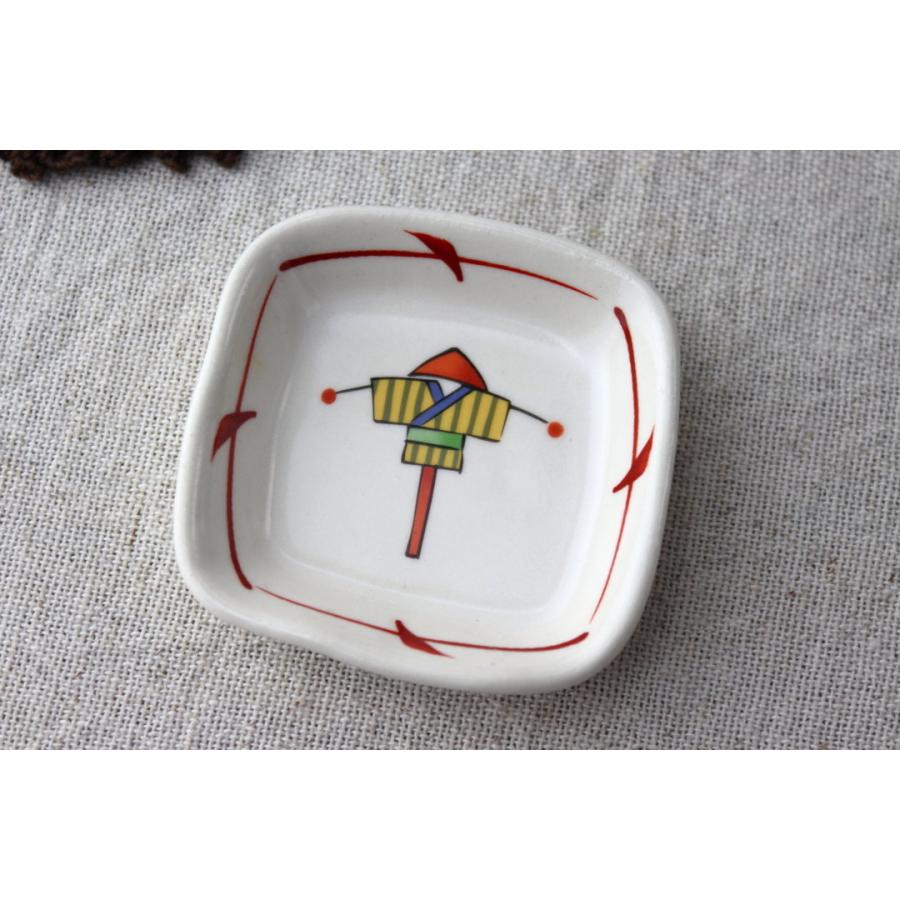 美濃焼赤絵小皿 6.5cm 日本製 美濃焼 小皿 醤油皿 漬物皿 角皿 タレ皿