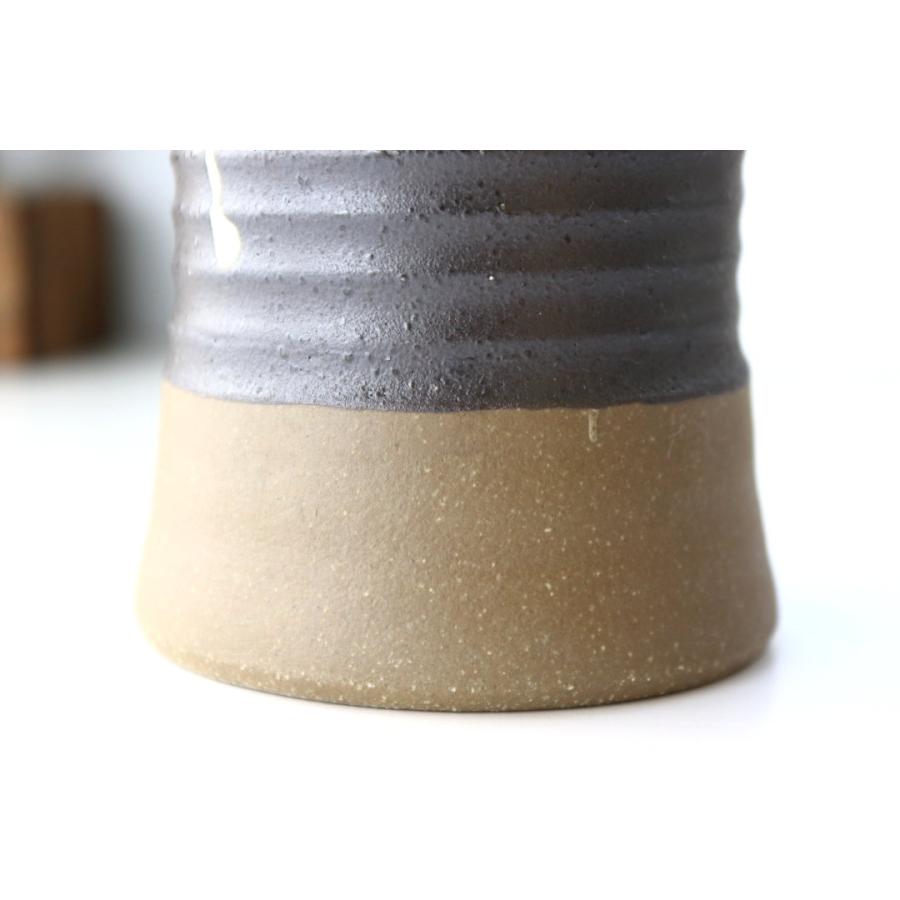 和風カフェの土物花瓶 日本製 美濃焼 花器 フラワーベース 花