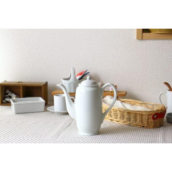 のっぽのシンプルティーポット 国産 瀬戸焼 ホーローではよく見かける