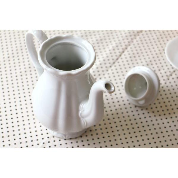 欧風3人用ティーポット 国産 瀬戸焼 お茶会のネタに 北欧 白い陶器