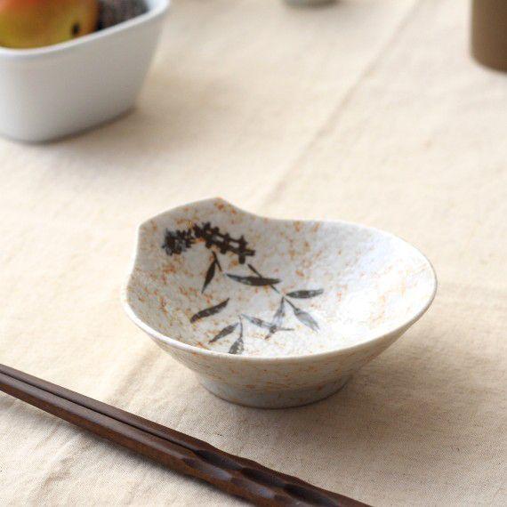 磁器志野とんすい 国産 美濃焼 昔ながらのスタンダードデザイン 呑水