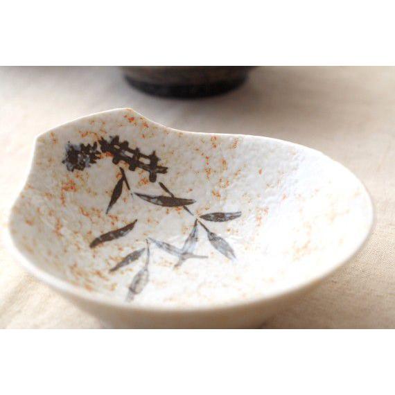 磁器志野とんすい 国産 美濃焼 昔ながらのスタンダードデザイン 呑水