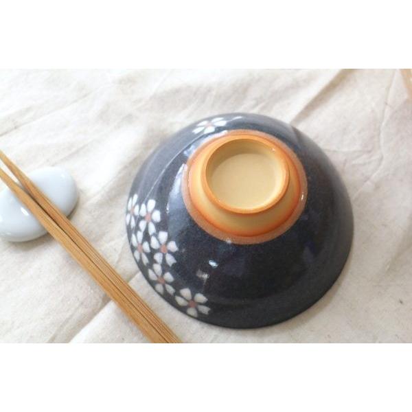 美濃焼 12.5cm美濃焼ご飯茶碗 国産 貫入に独特の味わいがあります ご飯