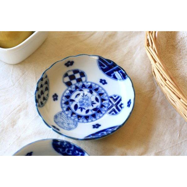 藍丸紋 3.5寸皿 国産 美濃焼 長く使える上品な藍染柄です 小皿 醤油皿