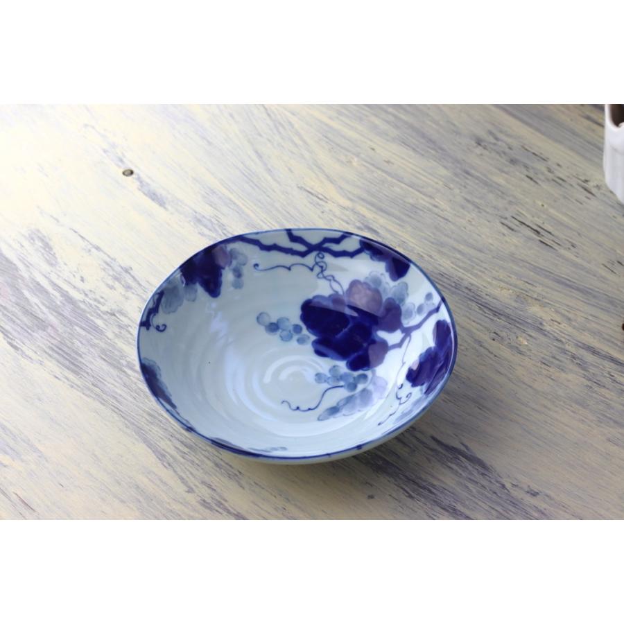 藍染ぶどう 5.5寸浅鉢 17cm 日本製 美濃焼 六兵55浅鉢 ボウル ボール