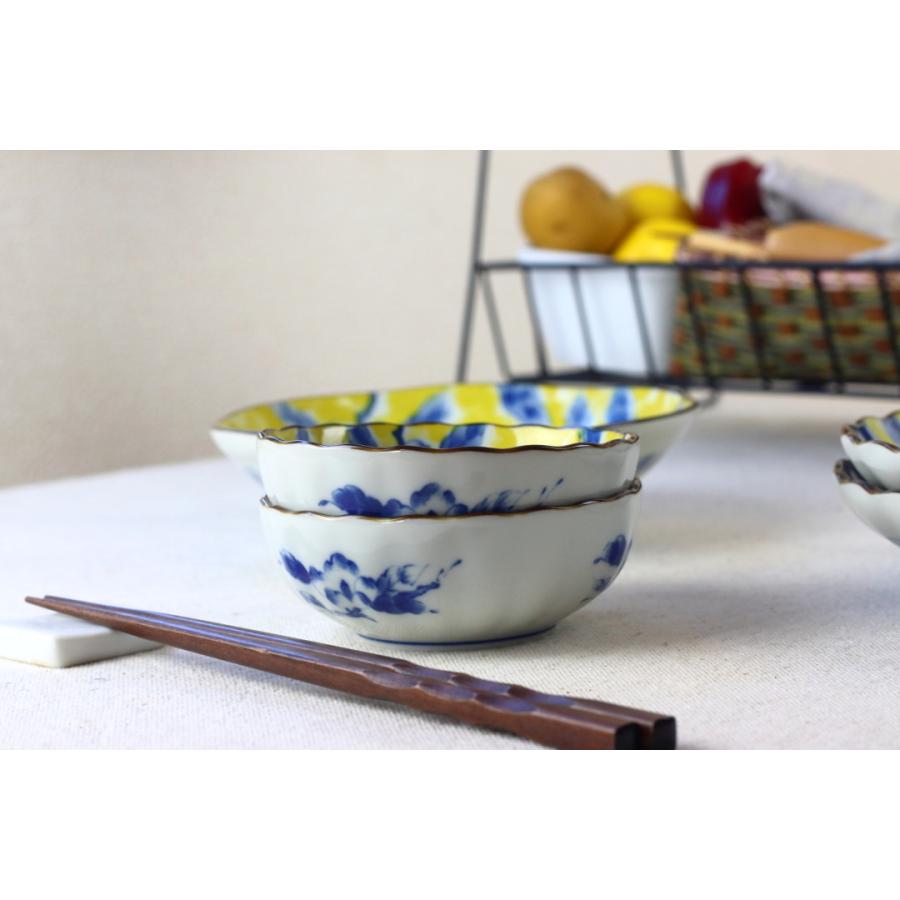 黄彩花紋 小鉢 10.5cm 日本製 美濃焼 菊型35鉢 小分け鉢 小付け 黄彩花紋 小鉢 10.5cm 日本製 美濃焼 菊型35鉢 小分け鉢 小付け