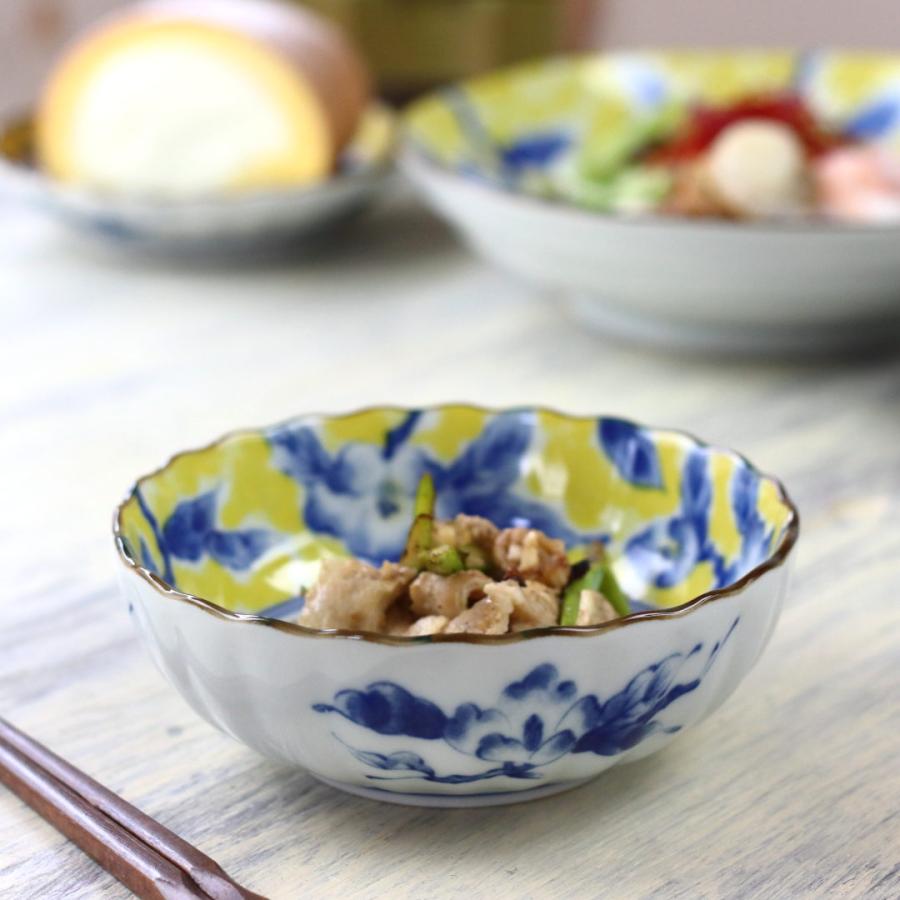 黄彩花紋 中鉢 14cm 日本製 美濃焼 菊型45鉢 肉じゃが鉢 煮物鉢 奴鉢